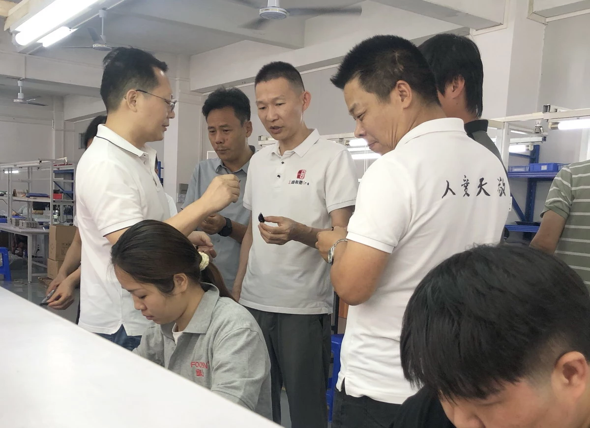 热烈欢迎东莞盛和塾西部塾领导一行莅临富上电子参观指导(图3)
